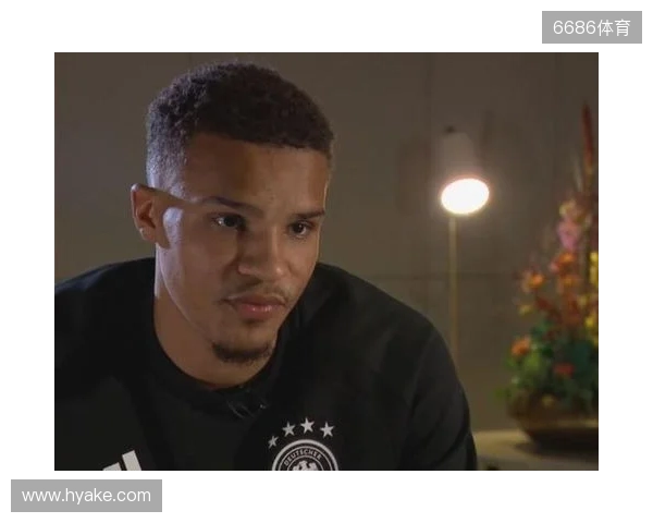 佳夫:我曾与塞内加尔以及芬兰接触,两年后重返德国队很开心 佳夫:我曾与塞内加尔以及芬兰接触,两年后重返德国队很开心